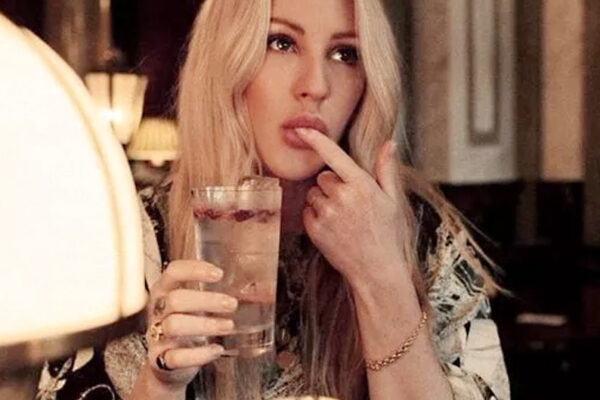 Ellie Goulding Served Beverages Faces Advertising Ban on Facebook